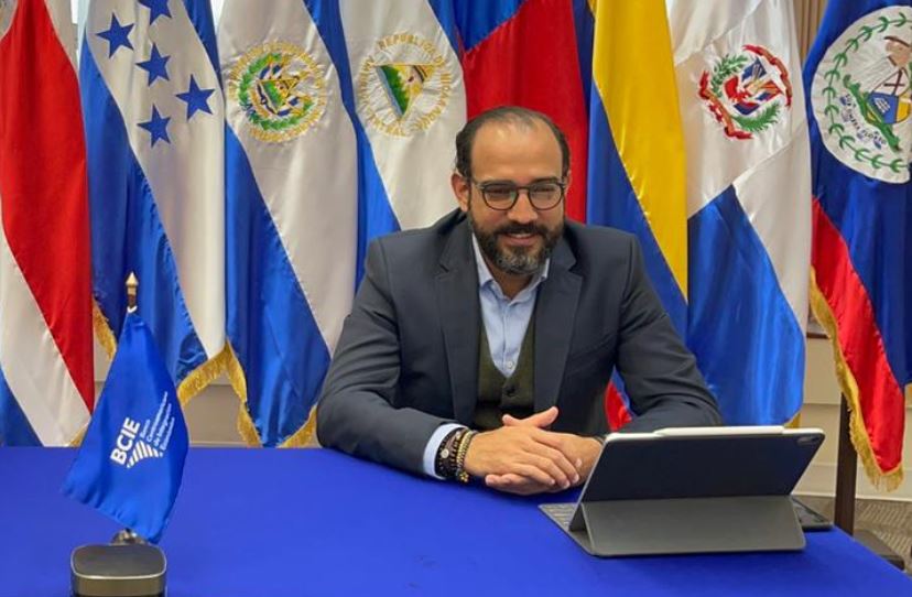 Director Rodríguez destaca factores de confianza que permitirán al BCIE continuar apoyando a El Salvador director-rodriguez-destaca-factores-de-confianza-que-permitiran-al-bcie-continuar-apoyando-a-el-salvador